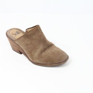 Sofft Suede Clogs Women Western Shoes sz 8 Slip on Mule Tan Nicki Block Heel